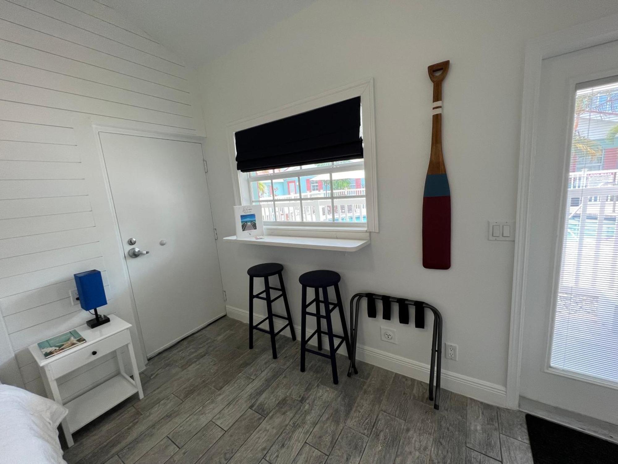 Blue Waters Treasure Island Hotel Room photo